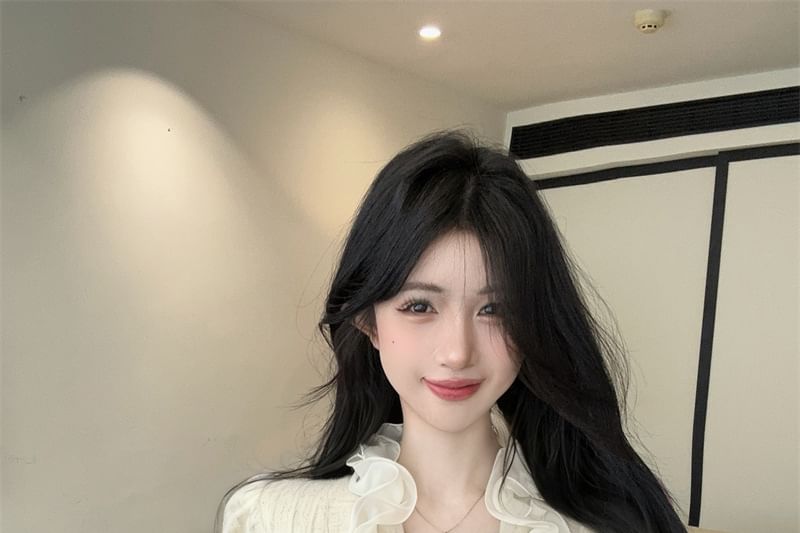 V-Neck Ruffle Trim Lace Fitted Crop Top