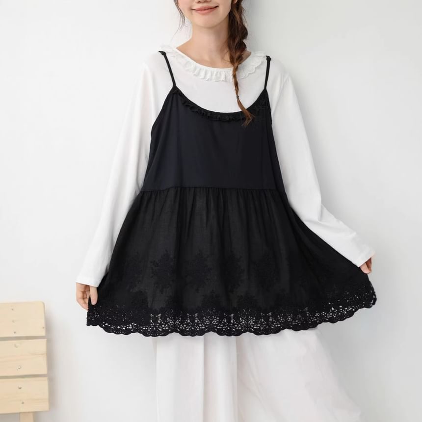 Spaghetti Strap Scoop Neck Ruffle Lace Camisole