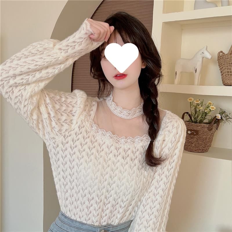 Crewneck Lace Blouse with Long Sleeves