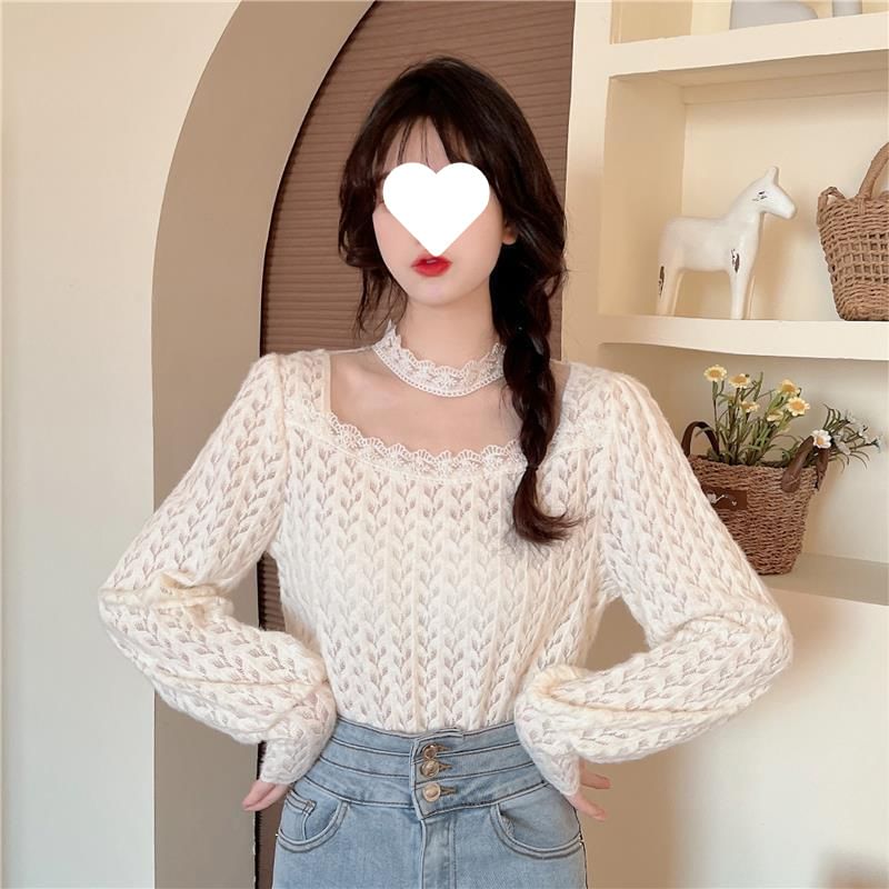 Crewneck Lace Blouse with Long Sleeves