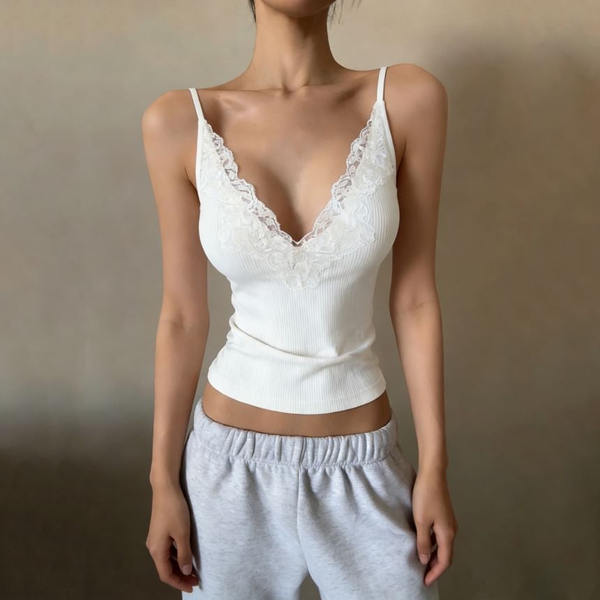Lace-Trimmed V-Neck Crop Camisole, Fitted