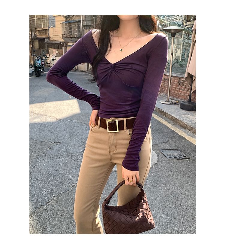 Ruched V-Neck Slim-Fit Long-Sleeve Tee