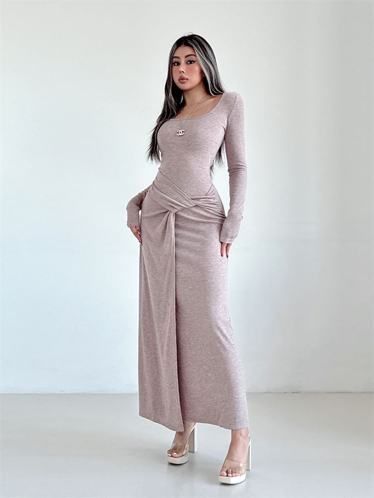 Long-Sleeve Scoop Neck Plain Ruched Maxi Sheath Dress