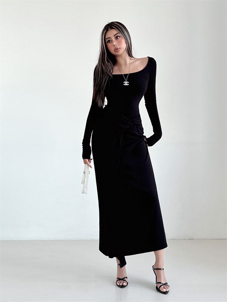 Long-Sleeve Scoop Neck Plain Ruched Maxi Sheath Dress