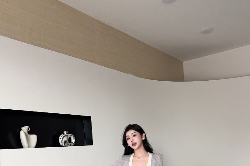 Set: V-Neck Contrast Trim Button-Up Crop Cardigan + Sleeveless Scoop Neck Mini Sheath Knit Dress