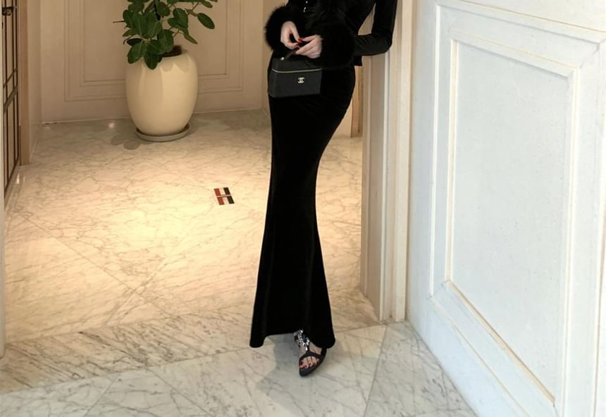Set: Halter Neck Stand Collar Lace Panel Velvet Maxi Mermaid Dress + V-Neck Plain Fluffy Trim Crop Jacket