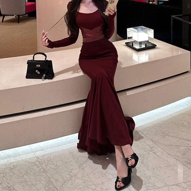 Long-Sleeve Plain Maxi Mermaid Dress