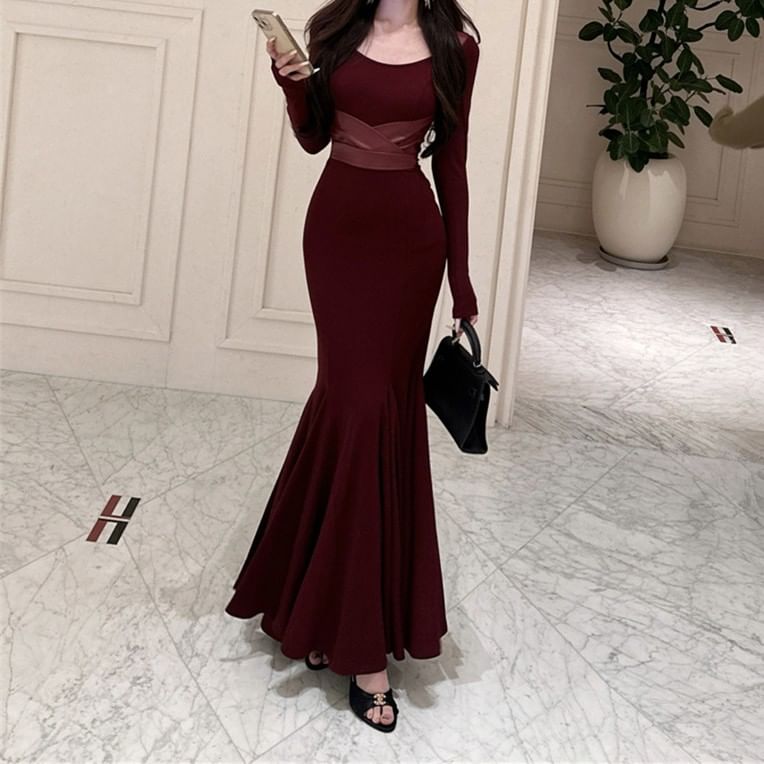 Long-Sleeve Plain Maxi Mermaid Dress