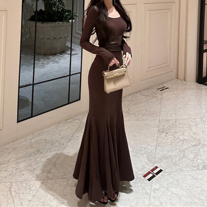 Long-Sleeve Plain Maxi Mermaid Dress