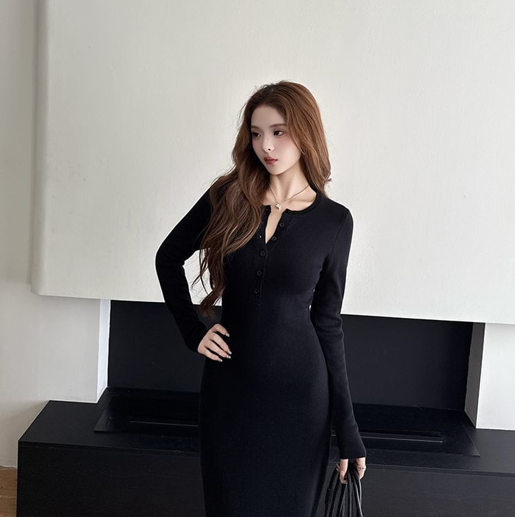 Long-Sleeve Crew Neck Half-Buttoned Plain Maxi Sheath Knit Dress