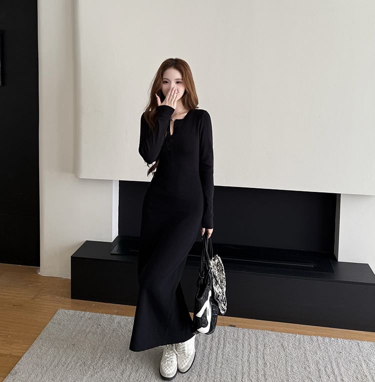 Long-Sleeve Crew Neck Half-Buttoned Plain Maxi Sheath Knit Dress