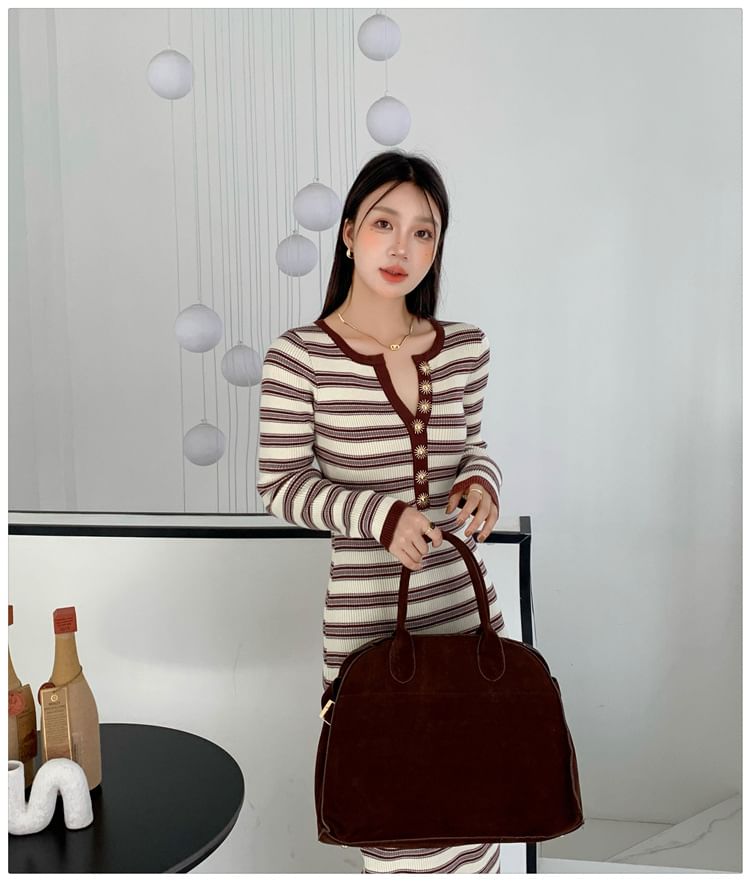 Long-Sleeve Notch Neck Striped Maxi Sheath Knit Dress