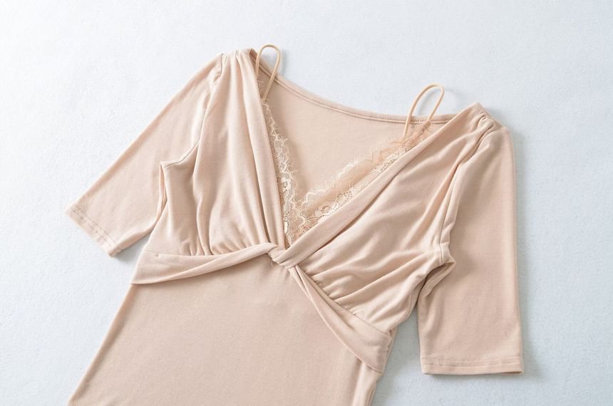 Twisted Lace Trim V-Neck Tee with Elbow Sleeves