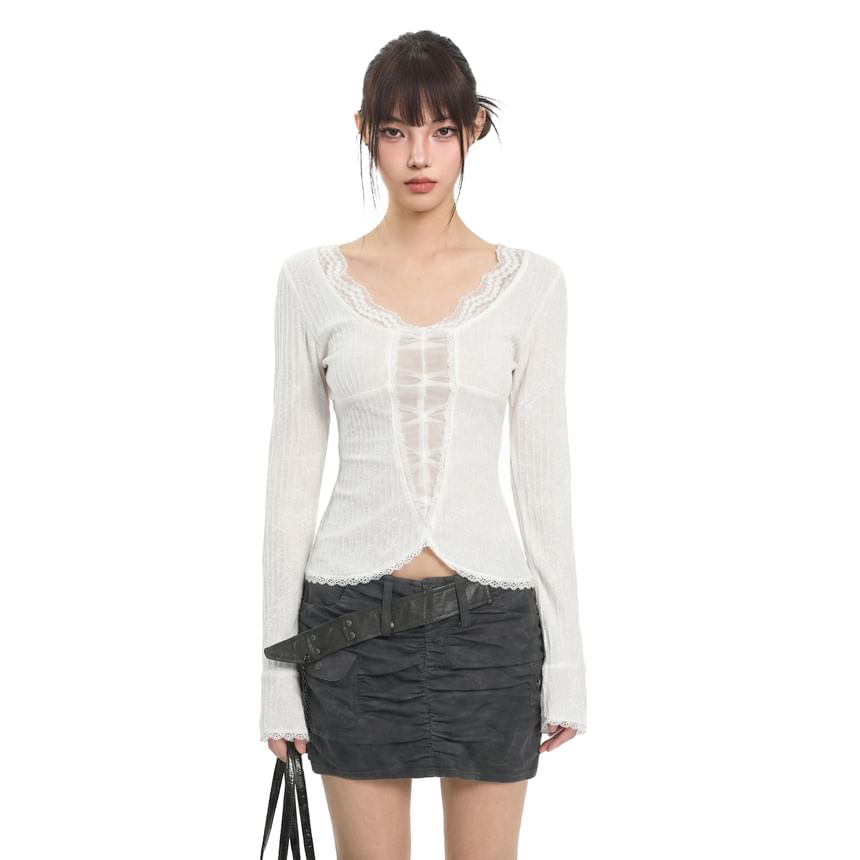 Lace Trim Scoop Neck Blouse