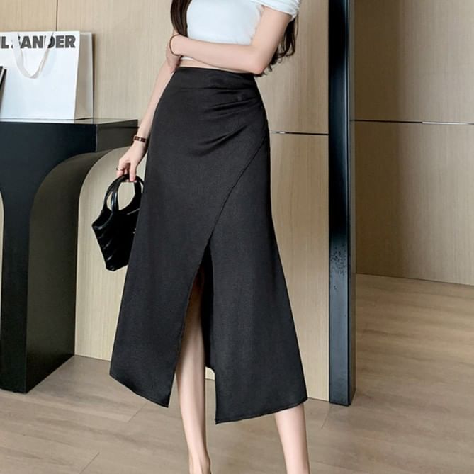 Ruched Mermaid Skirt with Slit