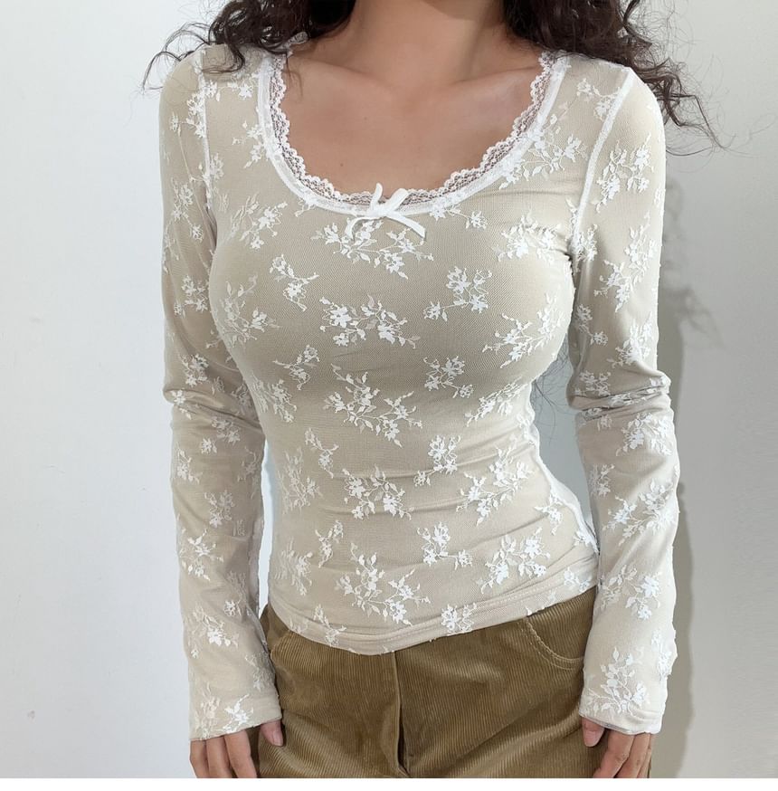 U-Neck Lace Long-Sleeve Tee