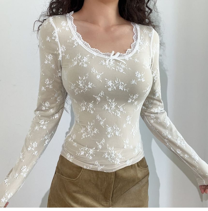 U-Neck Lace Long-Sleeve Tee