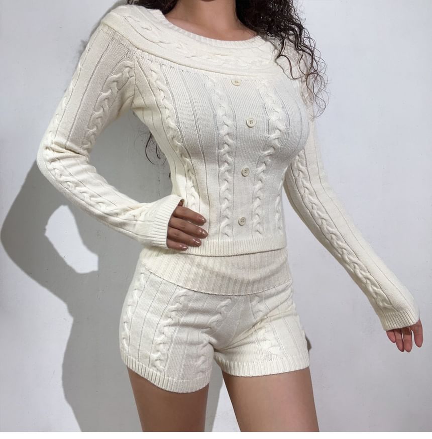 Long-Sleeve Knit Crop Top & Hot Pants