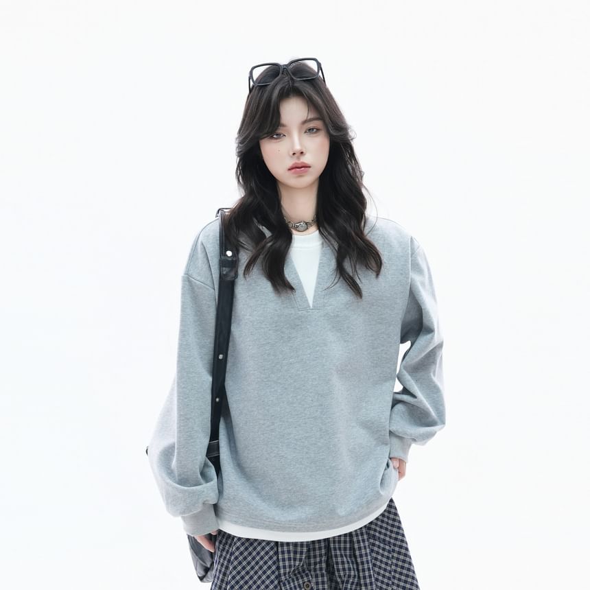 Relaxed Crewneck Sweatshirt with Faux Layered Hem
