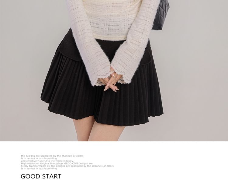 Mock Neck Lace Panel Ruched Long-Sleeve Top