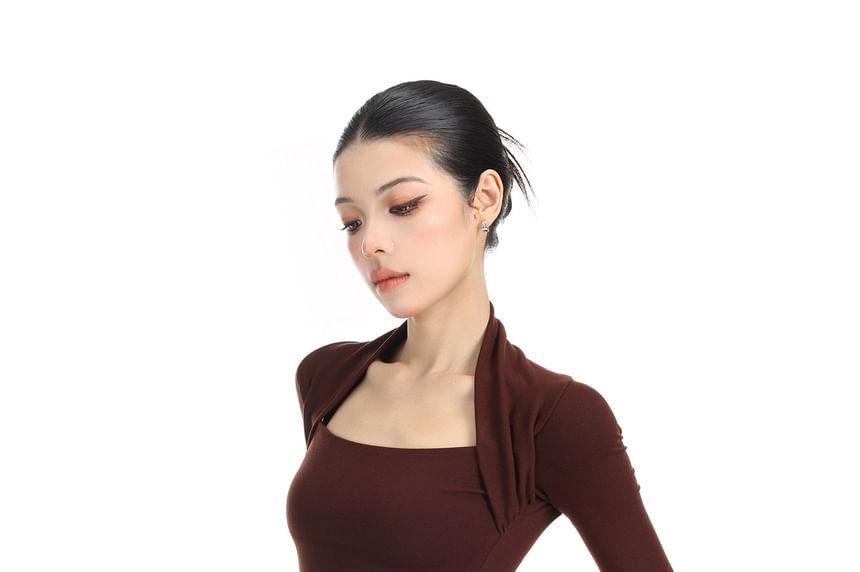 Square Neck Slim-Fit Cropped Tee with Three-Quarter Sleeves