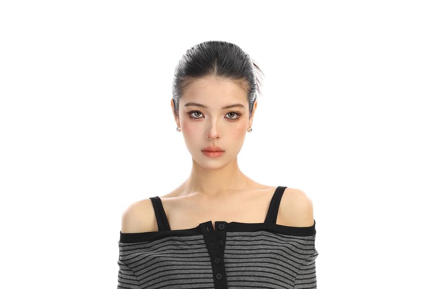 Cold Shoulder Striped Slim-Fit Short-Sleeve Tee