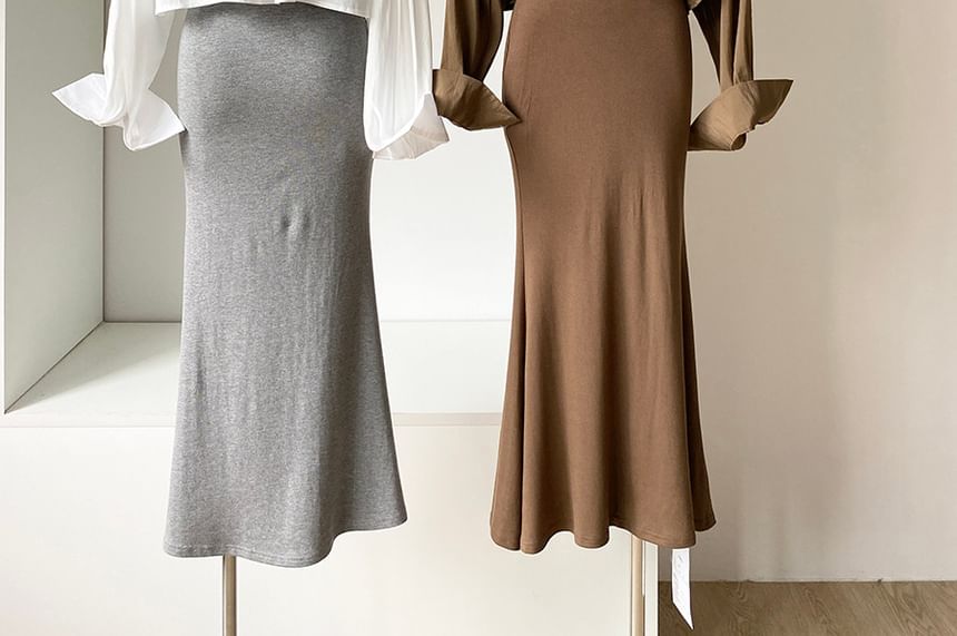 Set: Long-Sleeve Button-Up Plain Crop Shirt + Spaghetti Strap Contrast Trim Maxi Mermaid Dress