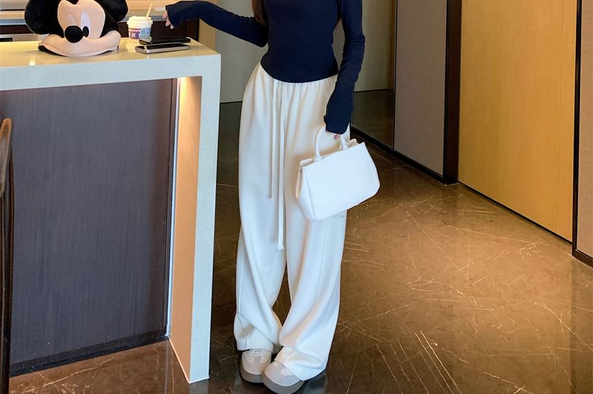 Scoop Neck Lace Trim Crop Tee Long Sleeve