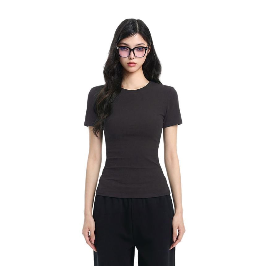 Crew Neck Basic Tee with Short Sleeves