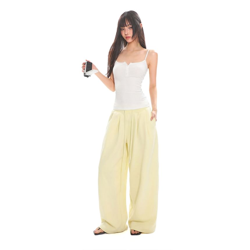 Henley Camisole with Drawstring Waist Baggy Sweatpants