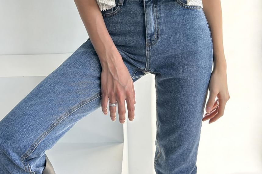 Textured Flowy V-Neck Camisole