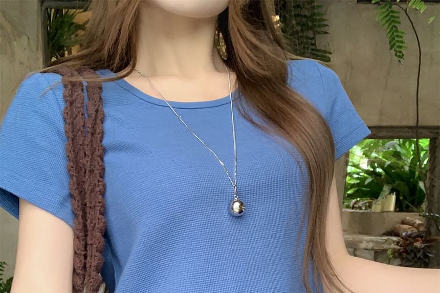 Round Neck Short-Sleeve Basic Tee
