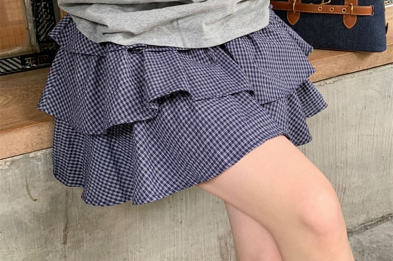 Mid Rise Plaid Mini Tiered Skirt - Altfashion Shop