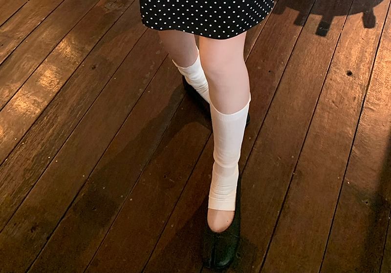Mid Rise Dotted Mini A-Line Skirt