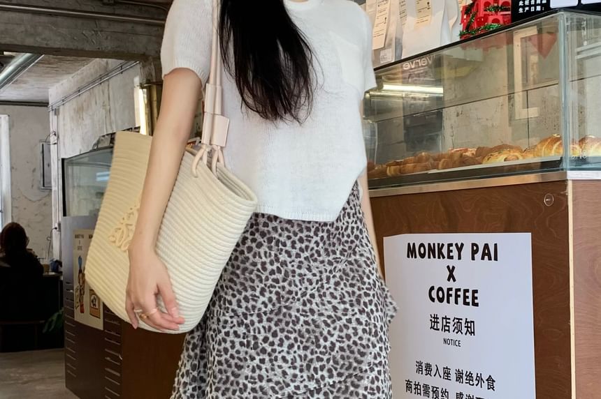 Mid Rise Leopard Print Midi A-Line Skirt