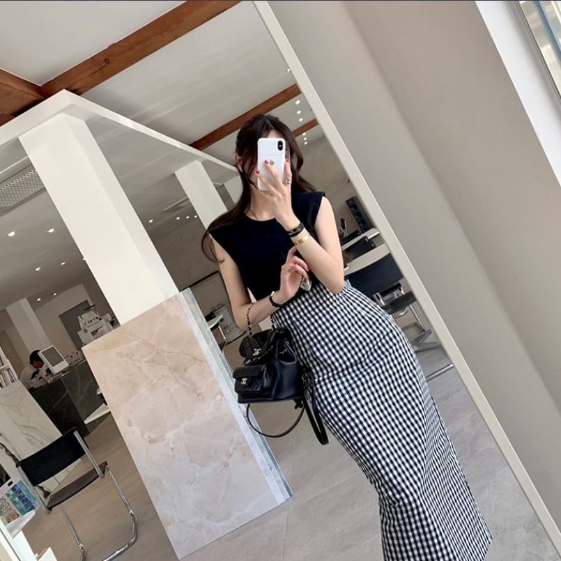 High Waist Gingham Slit Maxi Pencil Skirt