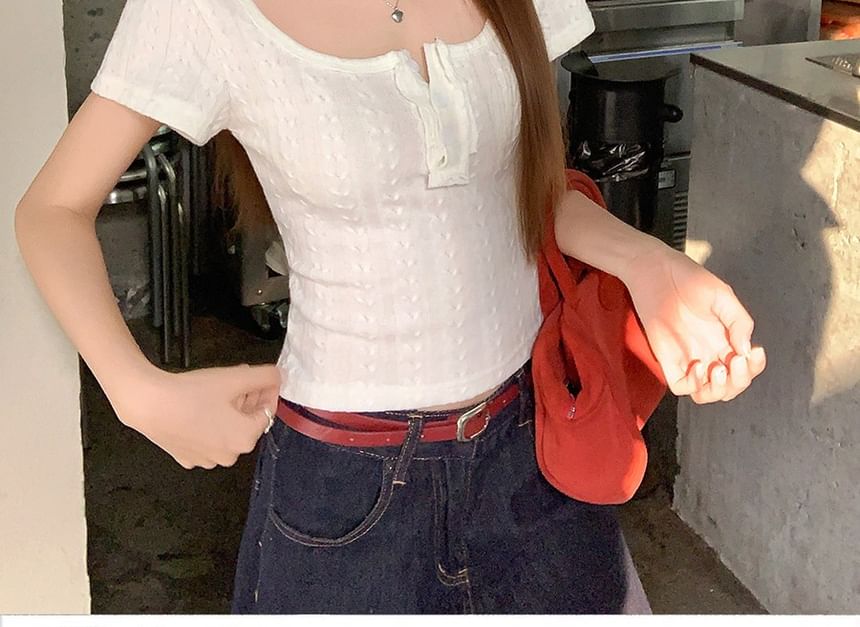 Cable Knit Crop Sweater with Scoop Neck