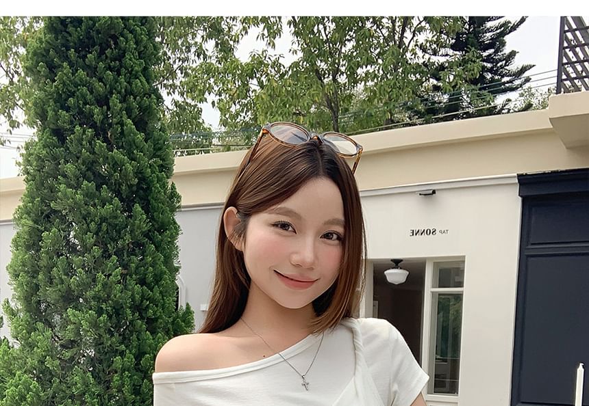 Asymmetric Ruch Off-Shoulder Crop Tee