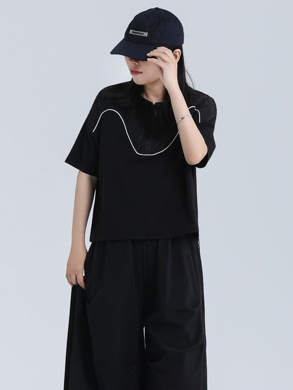 Half-Zip Contrast Panel Tee with Crew Neckline and Short Sleeves
