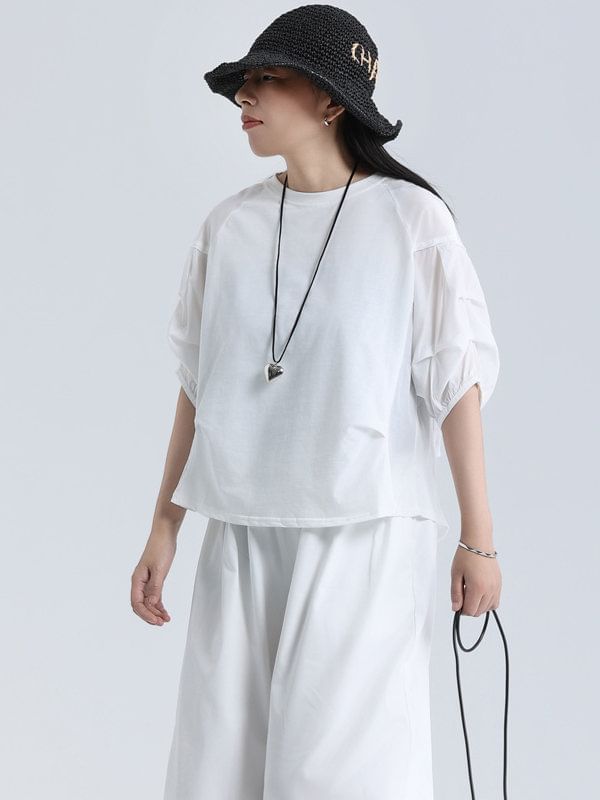 Plain Paneled Tee with Elbow-Length Sleeves and Crew Collar