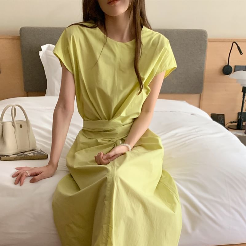 Short-Sleeve Crew Neck Plain Tie Waist Maxi A-Line Dress