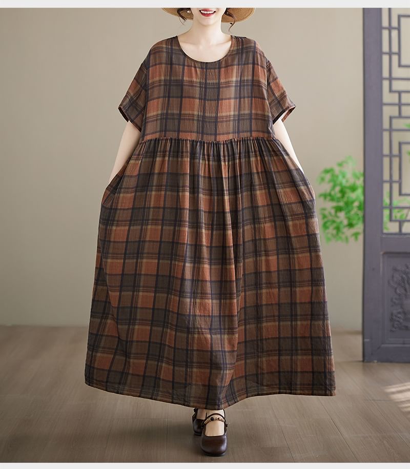 Short-Sleeve Round Neck Plaid Maxi Smock Dress