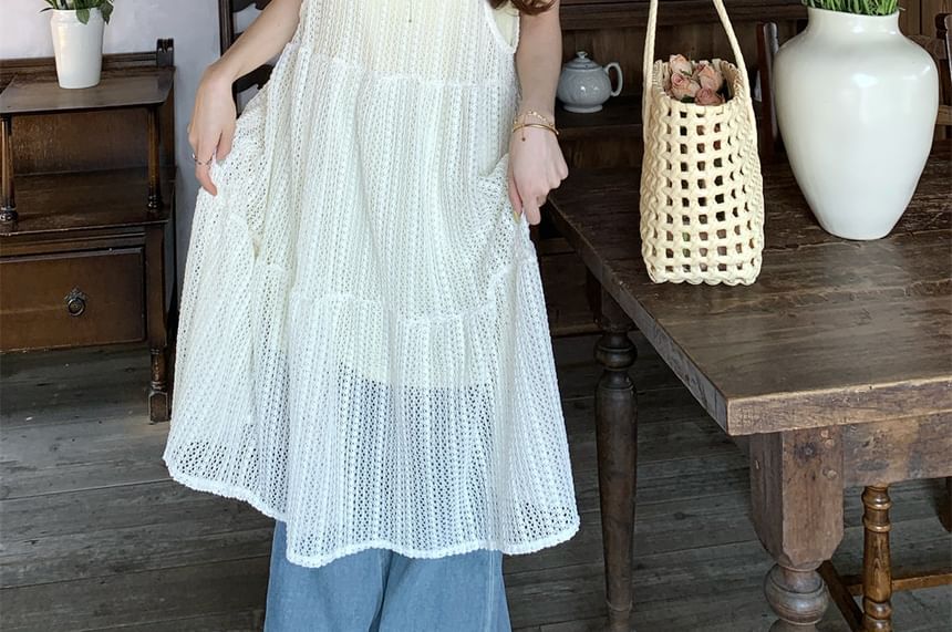 Short-Sleeve Crew Neck Plain T-Shirt / Spaghetti Strap Scoop Neck Plain Midi A-Line Dress