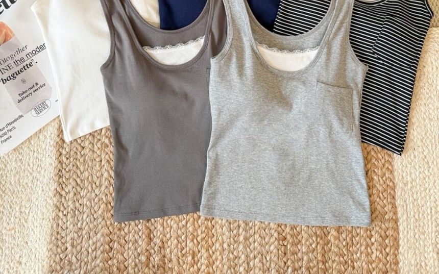 Scoop Neck Lace Trim Padded Crop Tank Top