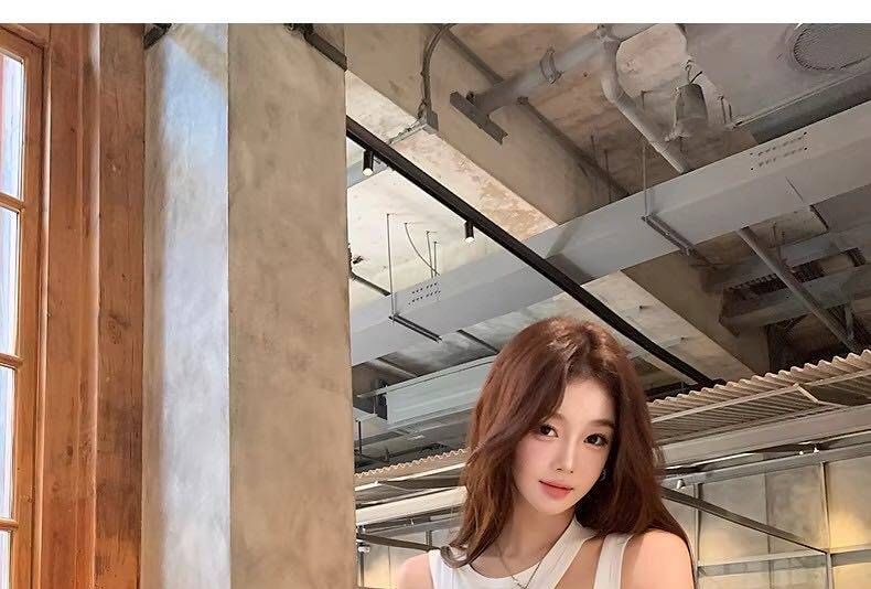 Asymmetric Cutout Padded Crop Tank Top Plain