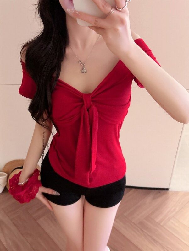 Short-Sleeve V-Neck Ruched Padded T-Shirt Plain
