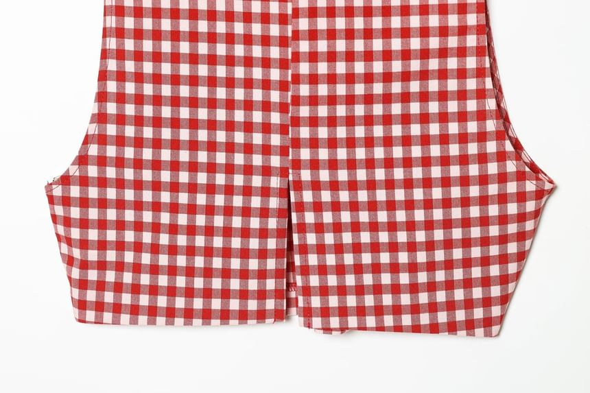 Mock Neck Gingham Slit Crop Tank and Ruched Straight Leg Capri Set