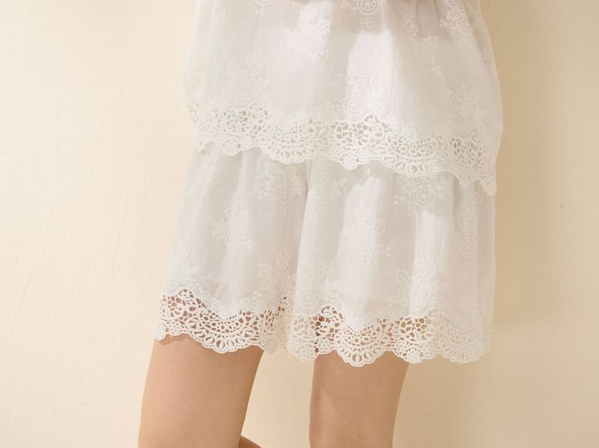 Lace Trim Tank Top with Mid Rise Shorts