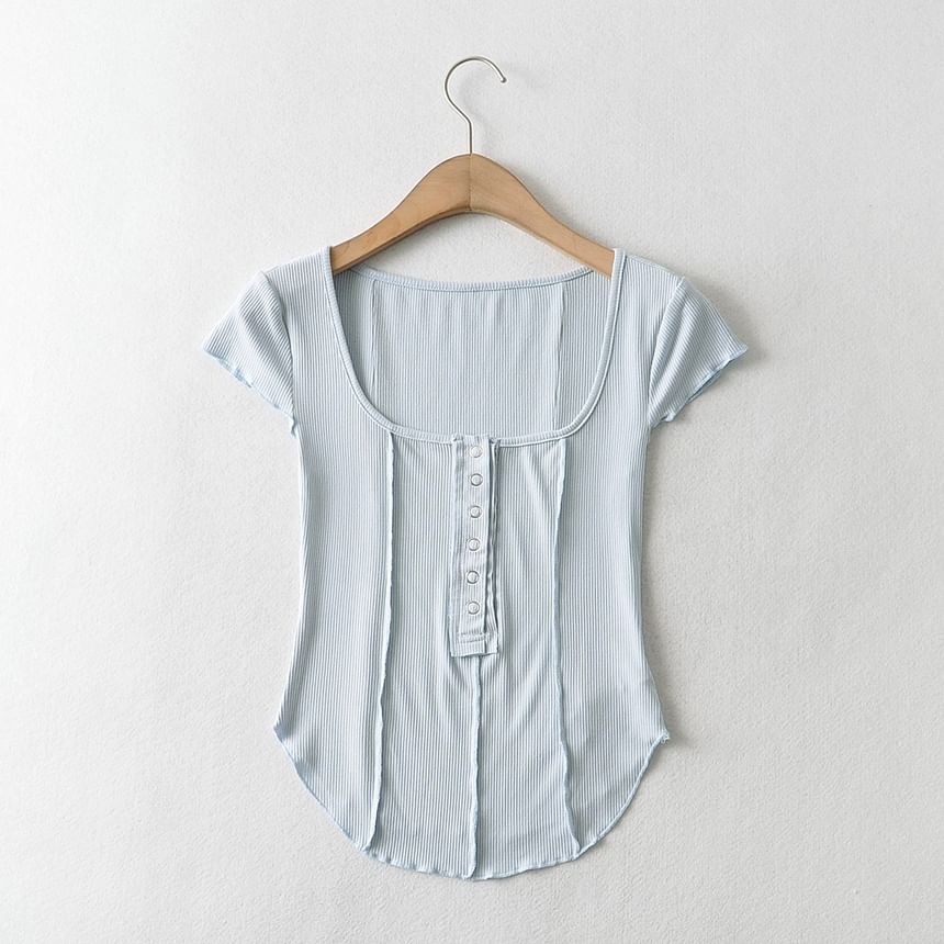 Ribbed Half-Buttoned Crop Scoop Neck Short Tee