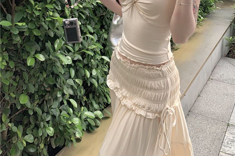 Cap-Sleeve V-Neck Plain Ruffle Trim Crop Top / Mid Rise Plain Maxi A-Line Skirt